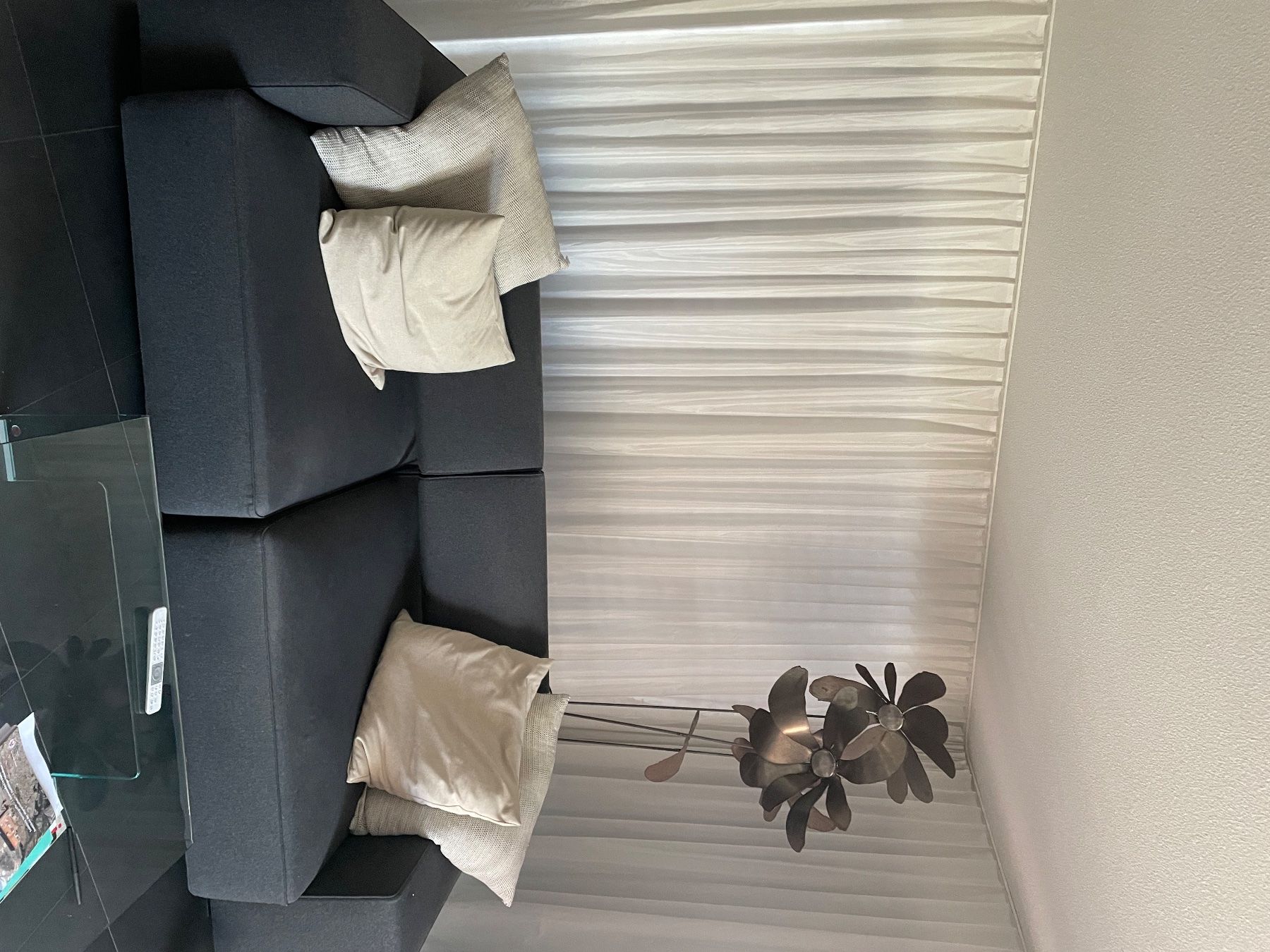 B&B Italia Sofas: Polstergruppe mit Sitzwürfel – D'occasion à Bargen BE par mak_9jzx