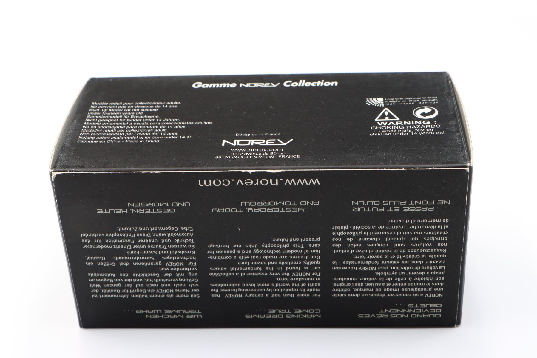 Chrysler Modellini d'auto: Chrysler 300C Parotech 2007 1:43 Norev – Nuovo e nell'imballaggio originale da Bühl b.Aarberg venduto da modelldiecast 2