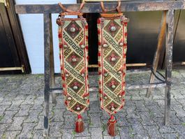 1 Paar schöne antike Pferdegerölle / Seitengerölle