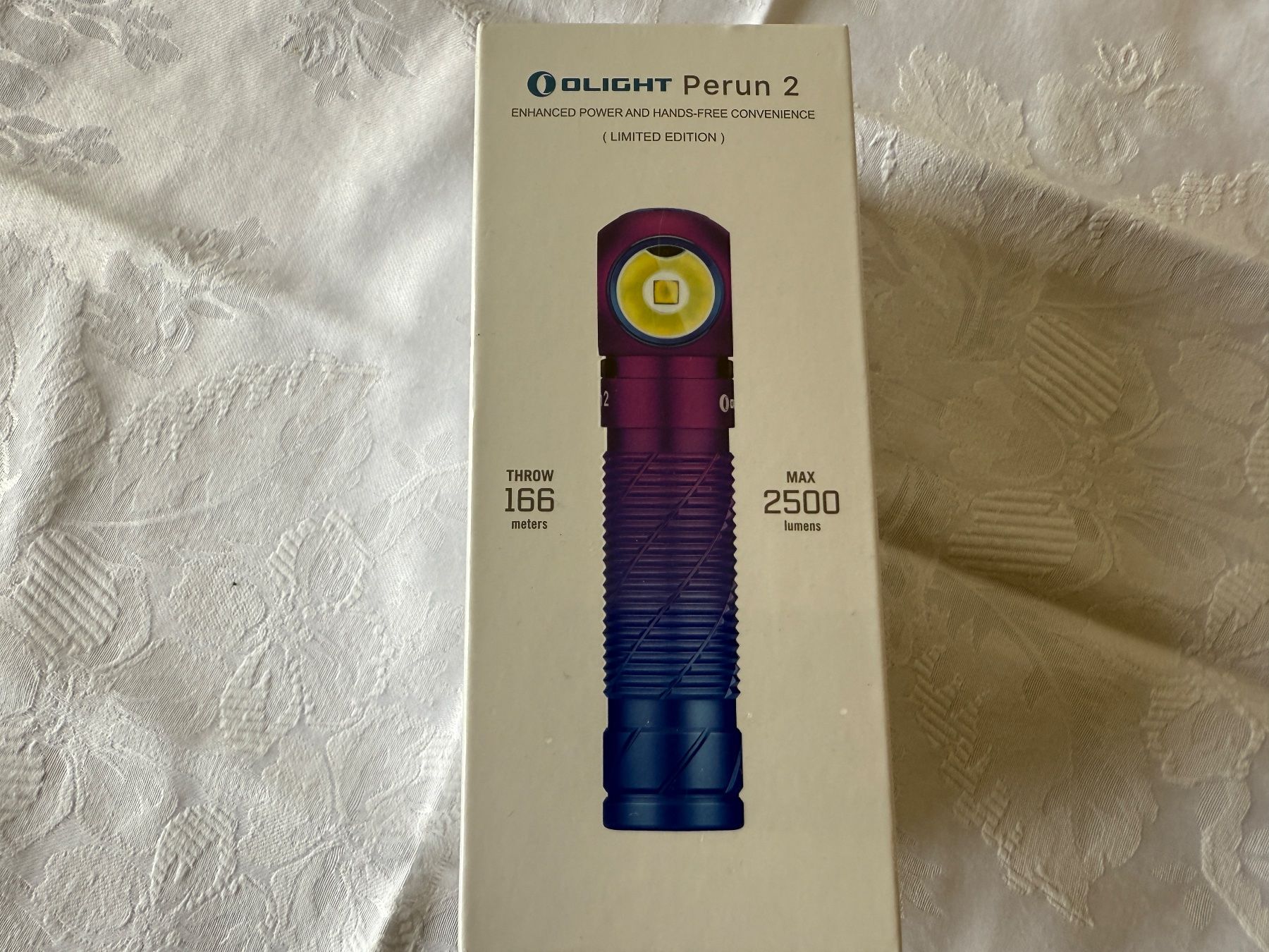 Olight Lampade: OLIGHT Perun 2. HANDS-FREE CONVENIENCE Limited edition – Nuovo e nell'imballaggio originale da Worblaufen venduto da Sissi10 1