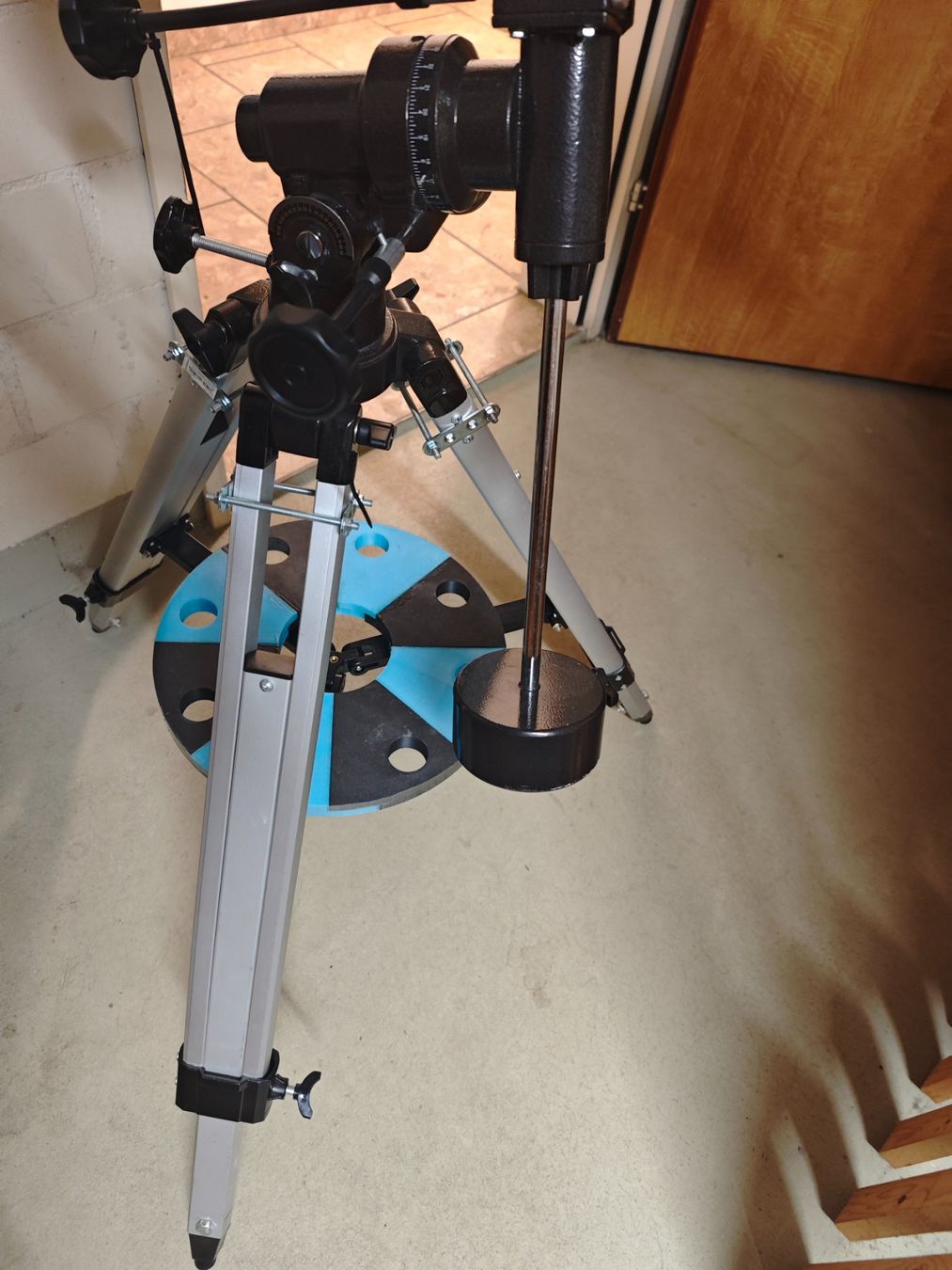 Omegon Teleskope: Omegon Basic 150 EQ, 750mm focal length + 2x Okular, Barlow – Gebraucht aus Nänikon von mankie84 4