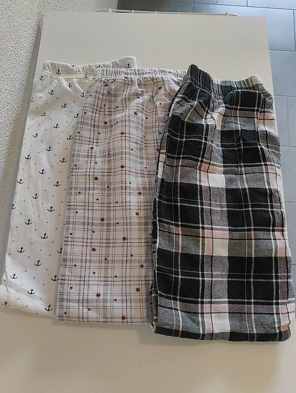 Pyjamas: 3x Pyjamahose – Gebraucht aus Nänikon von Manta87