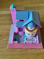 Polly Pocket Light up bay house 1993