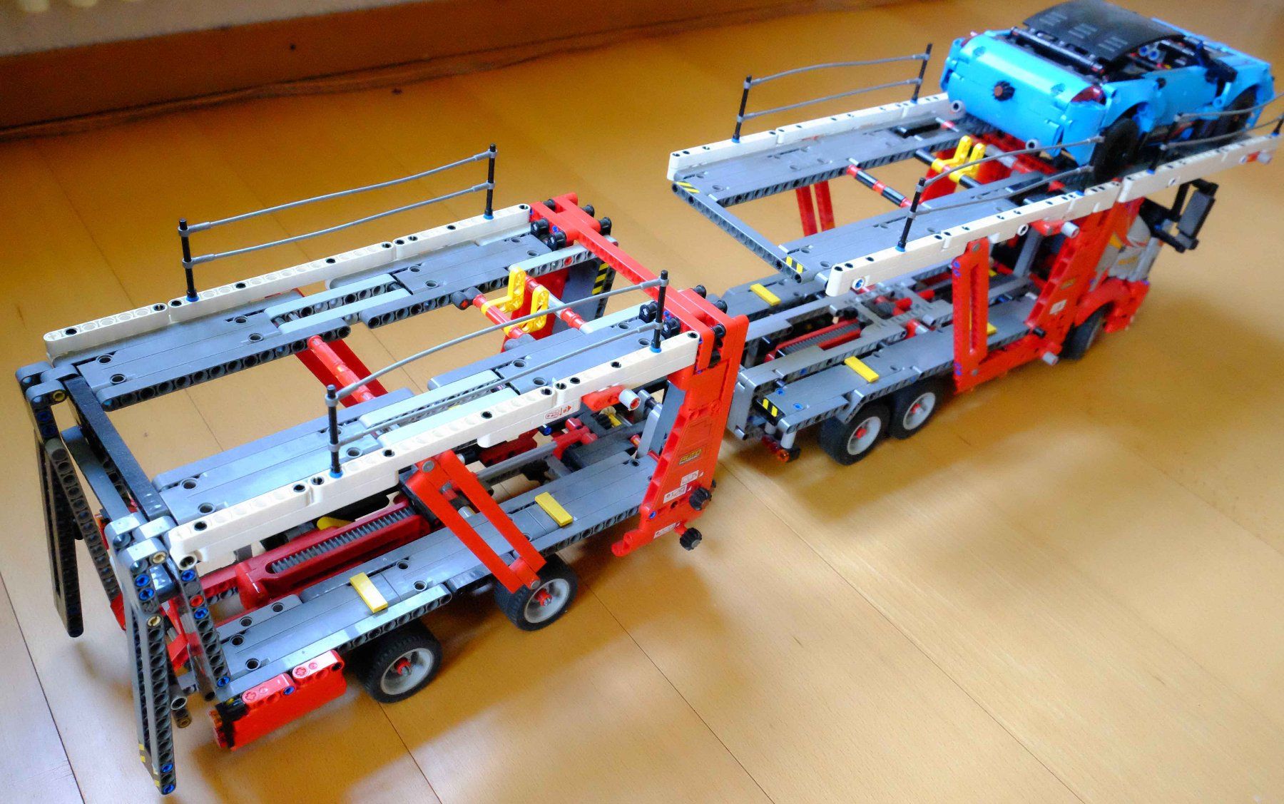 Lego Spielzeuge: LEGO Technic - Autotransporter 42098 – Gebraucht aus Burgdorf von zollj 1