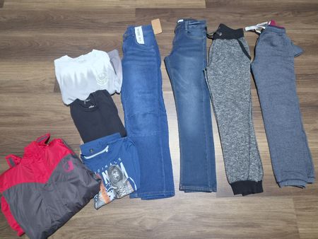 Kleiderpaket Grösse 152
