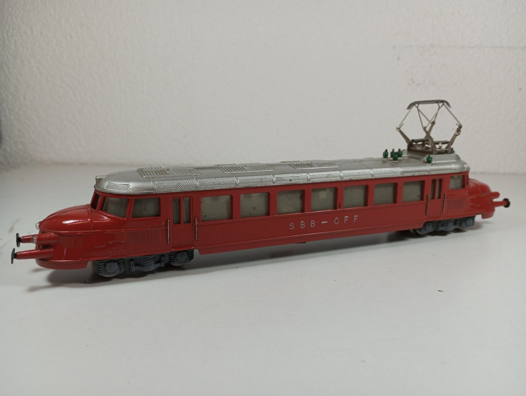 Hag Trains électriques: HAG H0: Roter Pfeil SBB / Flèche rouge CFF – D'occasion à Fontaines NE par waterfoot