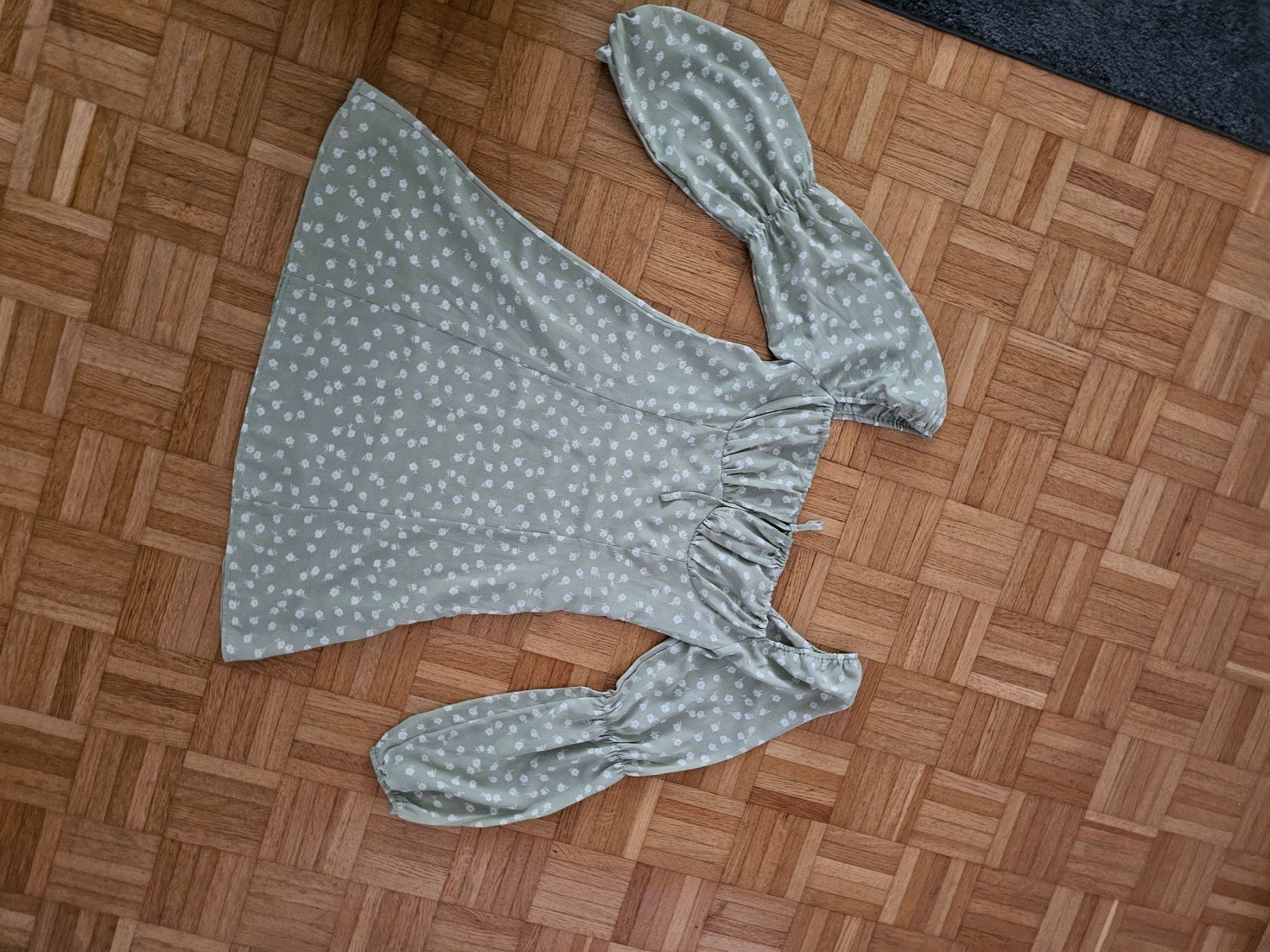 Shein Vestiti: Shein grün – Nuovo (secondo la descrizione) da Basel venduto da NyGrow