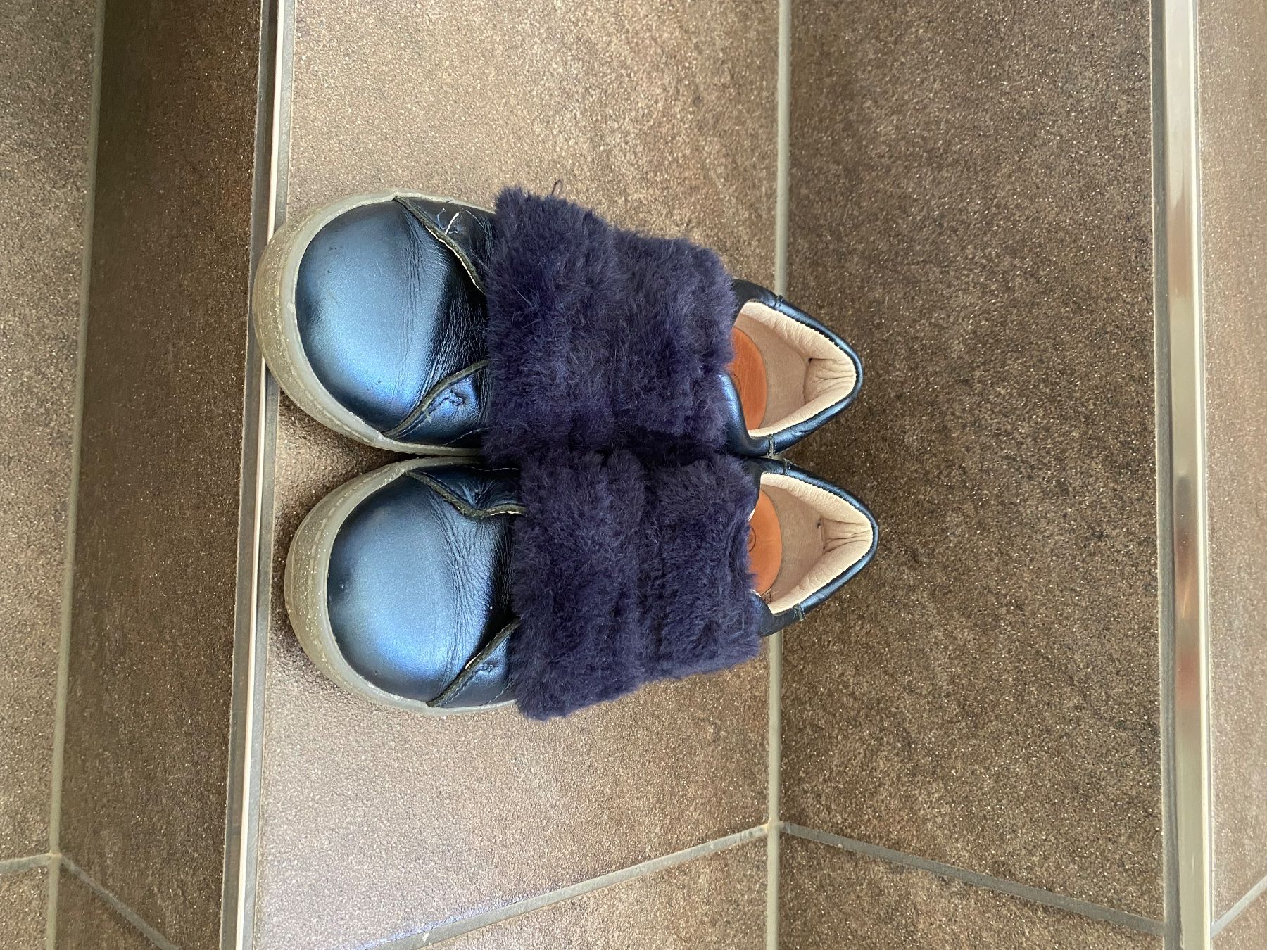Schuhe für Jungen: Schuhe – Gebraucht aus Winterthur von Alb30