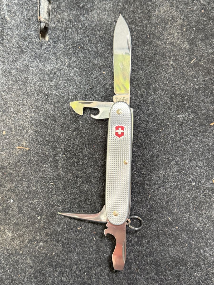 Victorinox Taschenmesser: Couteau de poche Victorinox  – Gebraucht aus Domdidier von Watch3210 4