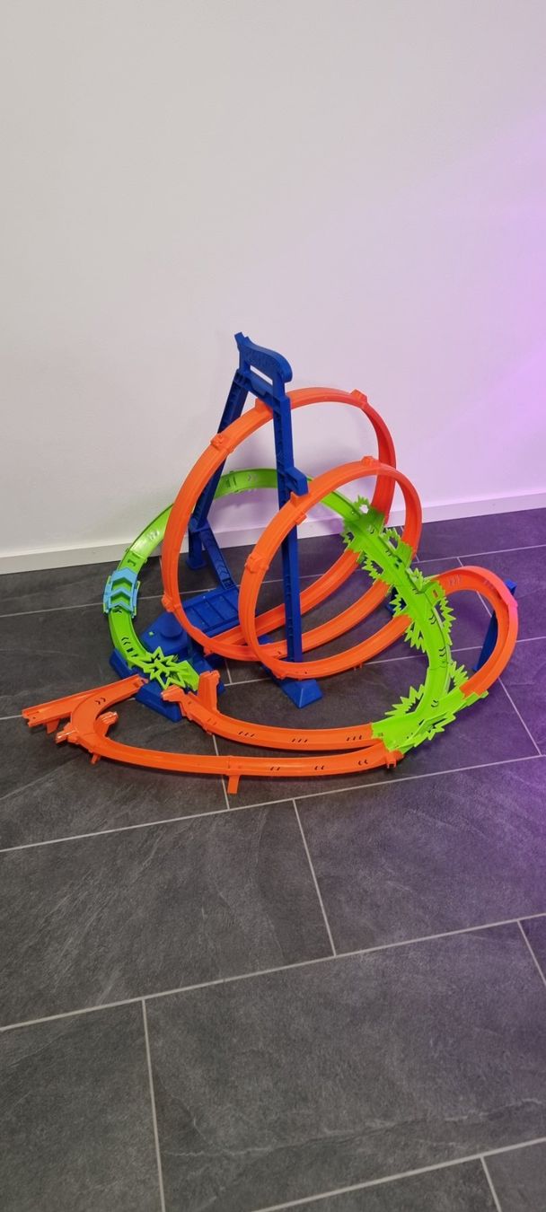 Hot Wheels Rennbahnen: Hot Wheels Action Epic Crash Dash Loopingbahn – Gebraucht aus Birmensdorf ZH von borstenking 1