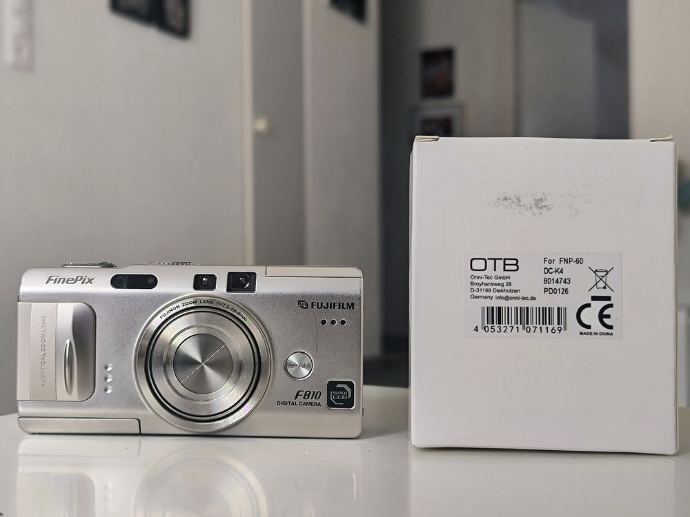 Fujifilm FinePix F810 Appareil Photo Digital Vintage Rare (Gebraucht ...