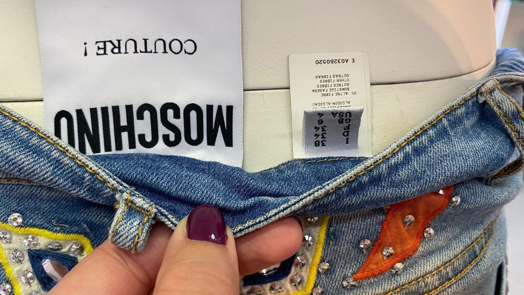 Hosen: Moschino kurze Hose – Neu und originalverpackt aus Lachen SZ von HelvetiaLuxury 5