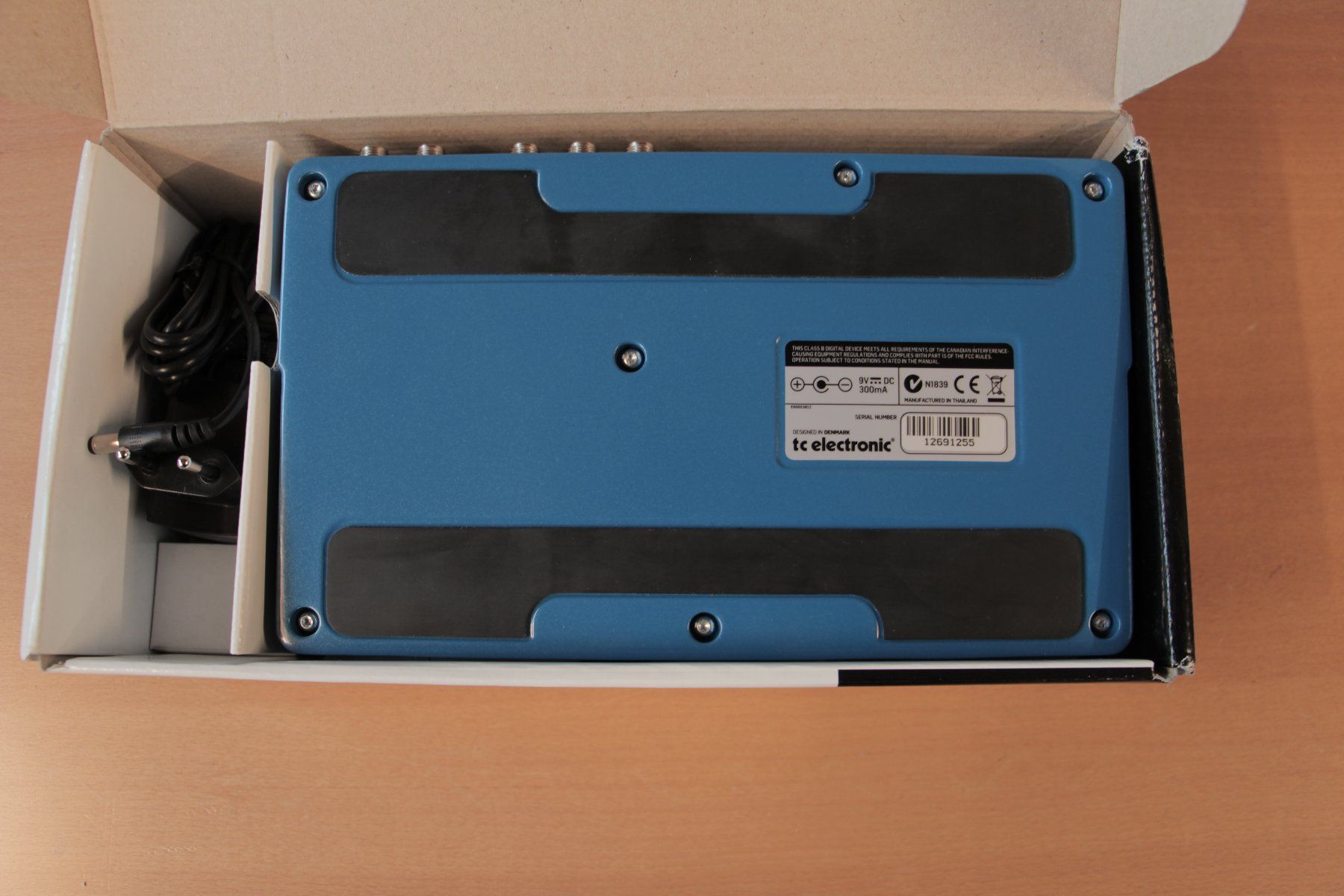 Musikinstrumente: TC Electronics Flashback X4 – Neu (gemäss Beschreibung) aus Herisau von  2