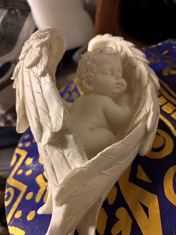 Statuette: Schlafender Engel – Usato da Zürich venduto da gucks 3