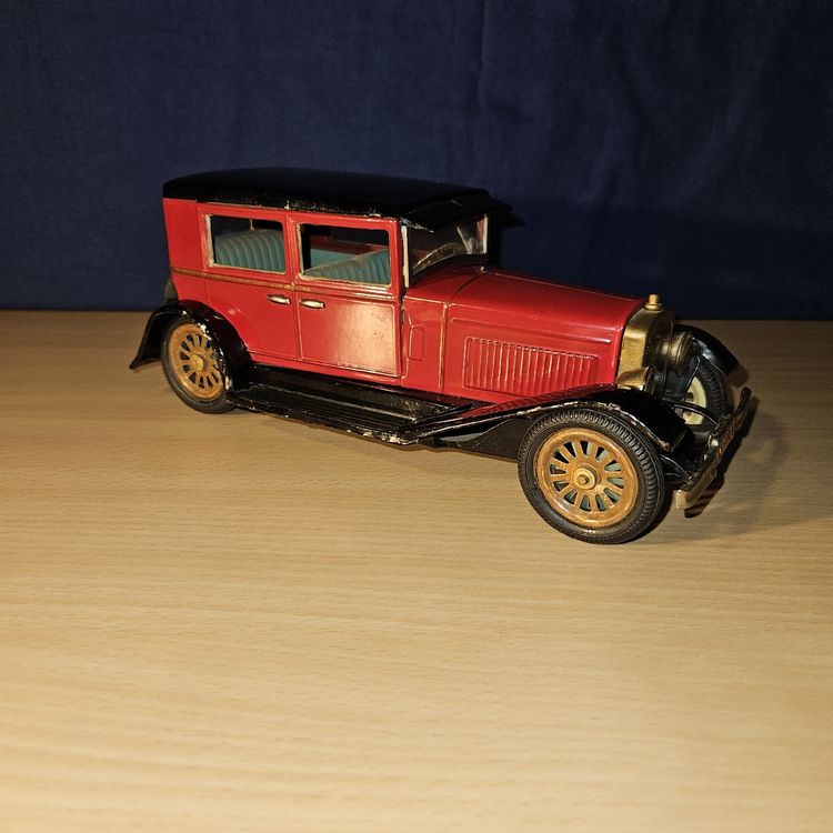 Jouets: Antikes Blechspielzeug Auto rot/schwarz, ca. 25cm – Défectueux à Kriens par gra_fhn7 2