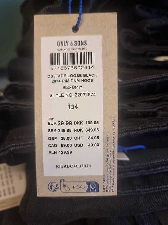 Only Hosen: Baggy Jeans Zustand Neu!!!!! – Neu und originalverpackt aus Gunzwil von daryl090496 2
