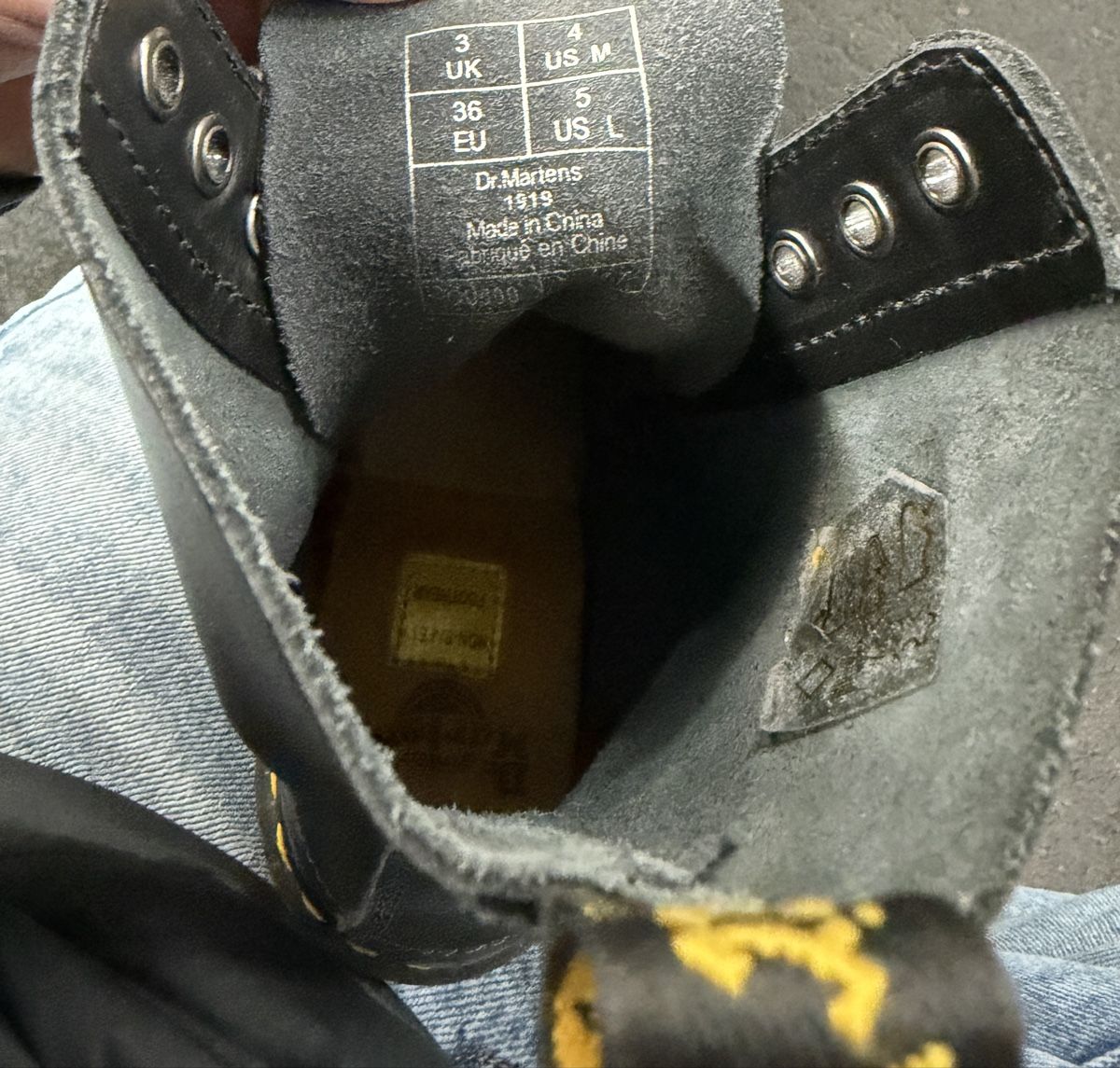 Dr. Martens Scarpe da uomo: Klassische Dr. Martens Boots, Grösse 36, – Nuovo (secondo la descrizione) da Dagmersellen venduto da Anonymous23 2