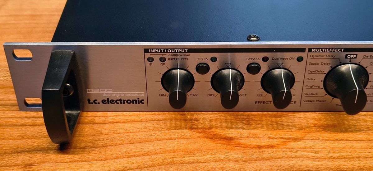TC Electronic Equalizzatori: TC Electronic M300 Dual Effektgerät – Usato da Unterägeri venduto da Vivi55vivi 2