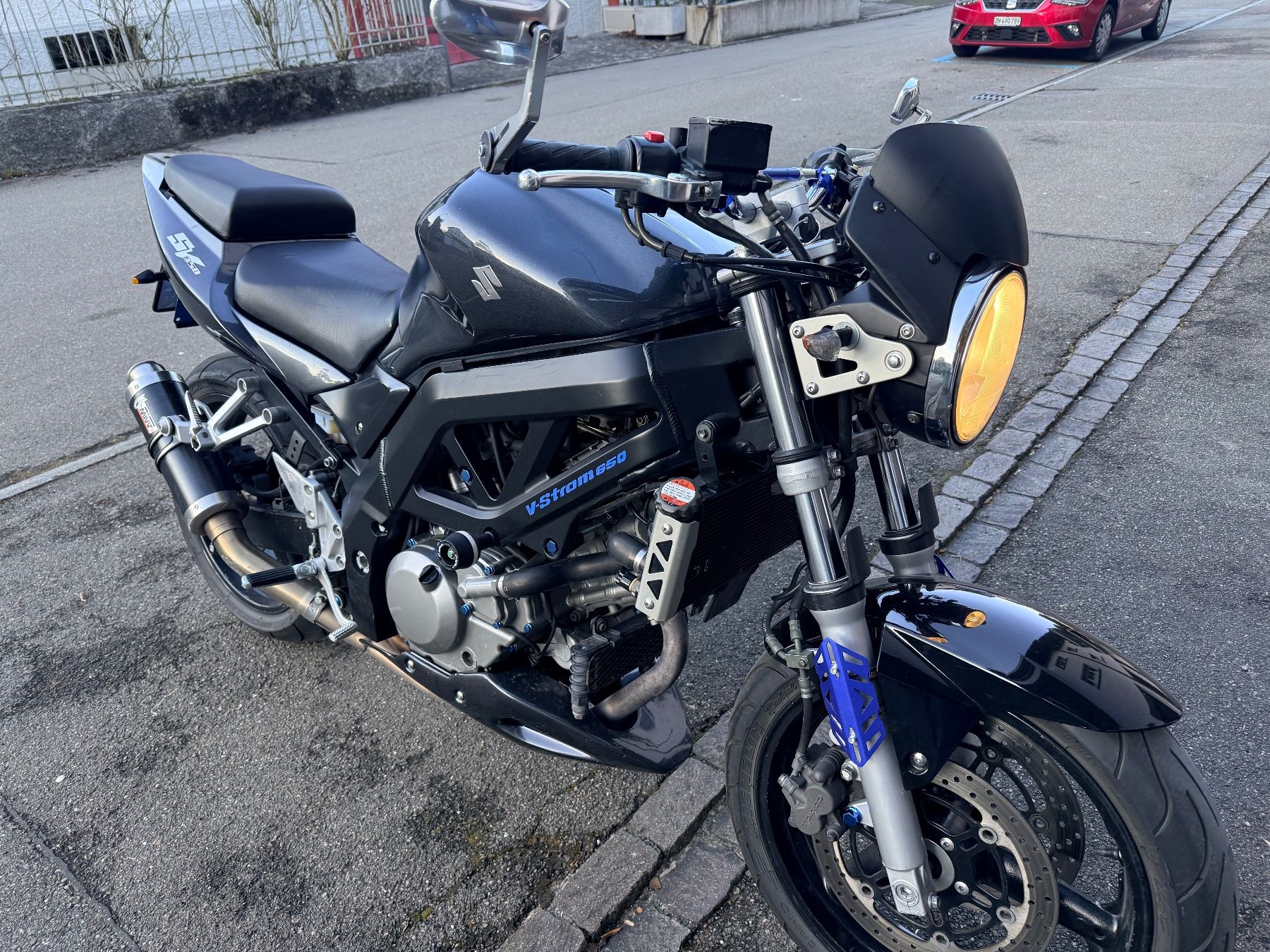 Suzuki Route: Suzuki sv650 (53kw) – D'occasion à Wallisellen par Elcodigo81