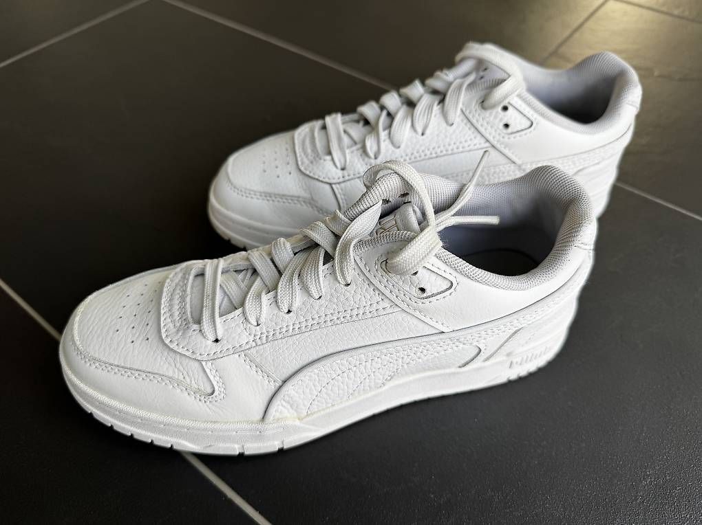 Scarpe da donna: PUMA Sneaker weiss (Gr. 36) – Usato da Eschlikon TG venduto da Sellswell