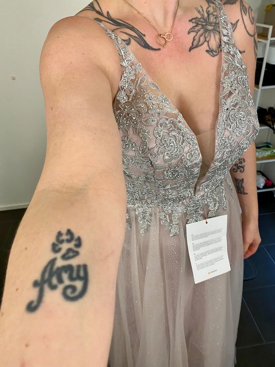 Schönes Abendkleid ungetragen Gr. 40 4