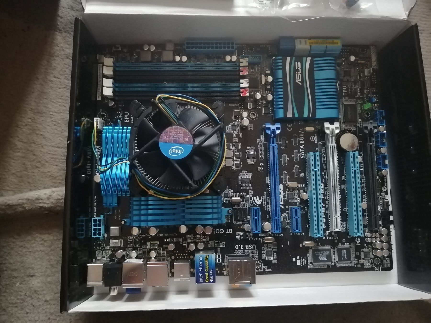 Schede madri: mainboard usb 3 mit cpu  i7 neu – Nuovo e nell'imballaggio originale da wila venduto da audi48