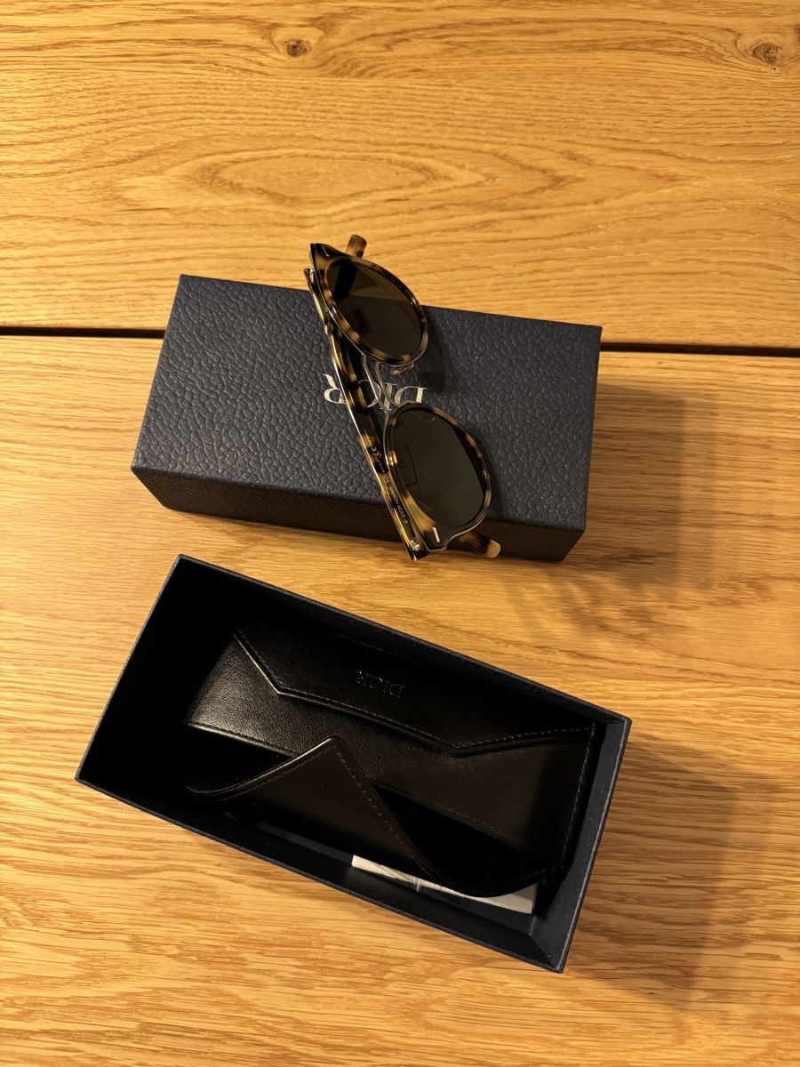 Dior Occhiali & Lenti: Dior – Nuovo (secondo la descrizione) da Küssnacht am Rigi venduto da pet_h97d 1
