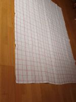 Uraltes wunderschönes Tischtuch