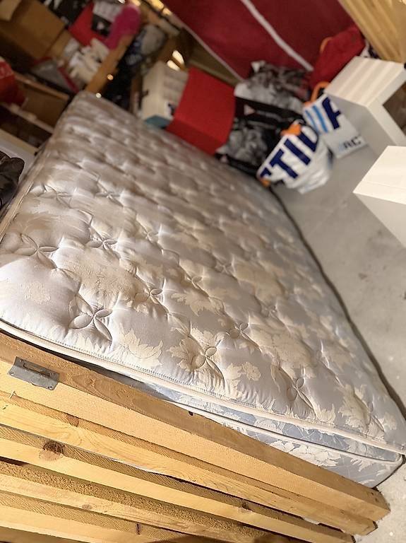 Materassi: Bett-Matratze  – Usato da Bern venduto da dub_cq8g