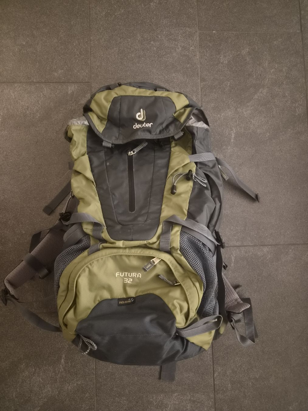 Deuter Zaini: Deuter Rucksack 32l – Nuovo (secondo la descrizione) da Fislisbach venduto da LEMO_Motos