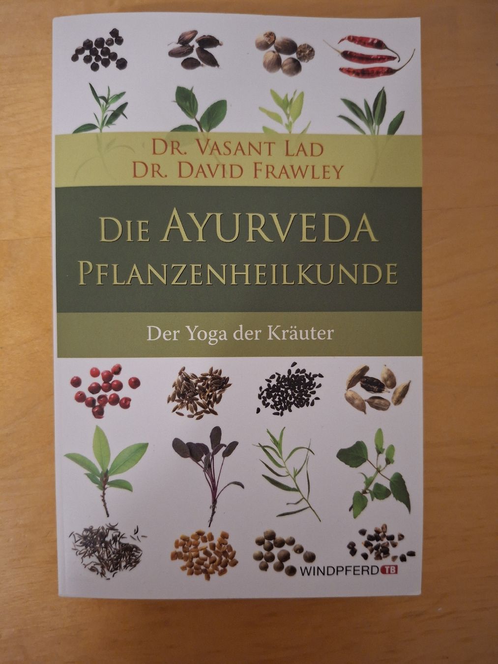 Libri: Ayurveda Pflanzenheilkunde – Usato da Buchs AG venduto da skaterinchen