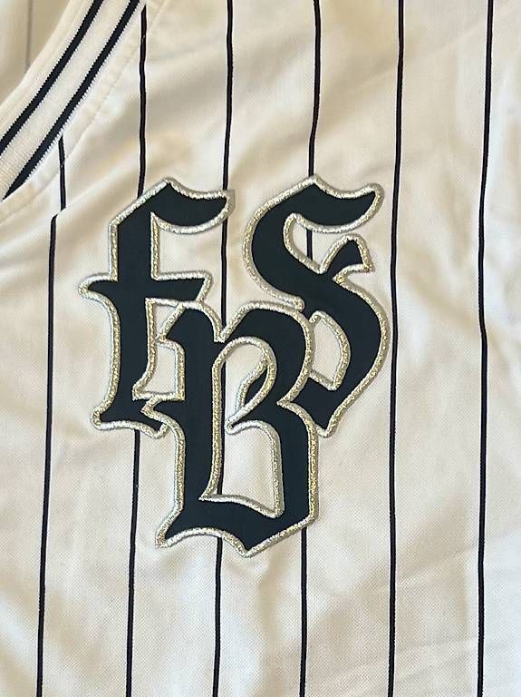 Leibchen & Hosen: Maglia baseball FB Sister – Gebraucht aus Locarno von nap_9yx8 3