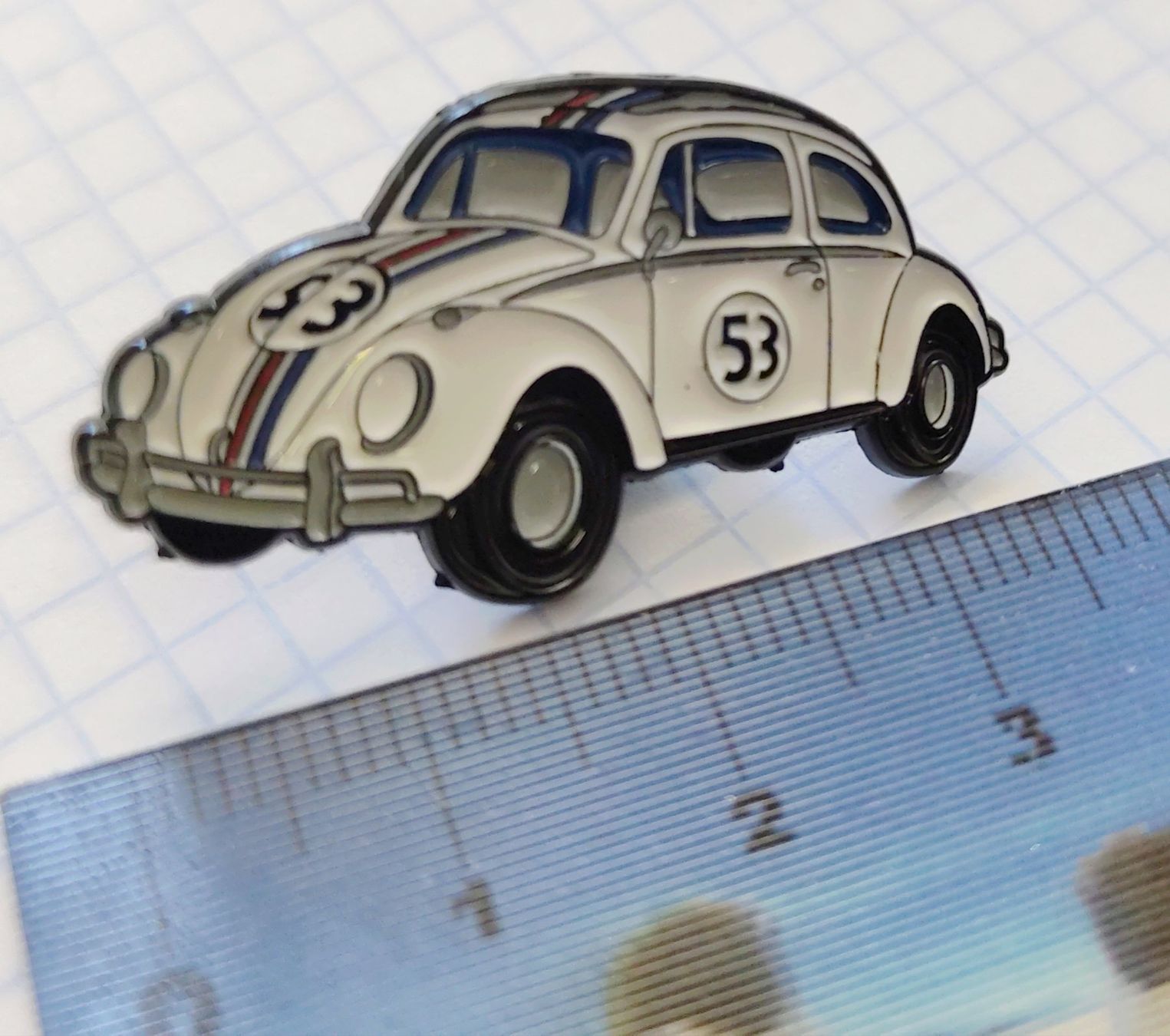 Volkswagen Placchette & Badge: Volkswagen Pin "Herbie 53" - Anstecker ca.  3cm – Nuovo (secondo la descrizione) da Bettingen venduto da hamau2012 2