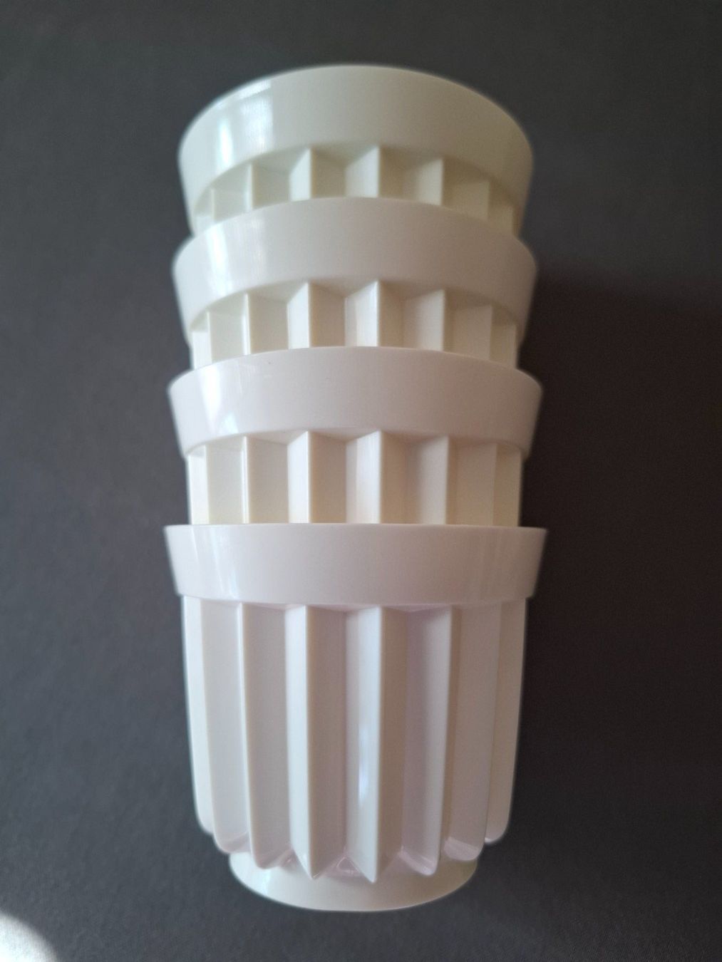 Tupperware Contenitori & Simili: 4 fast neue Tupperware-Vintage-Förmchen – Nuovo (secondo la descrizione) da Aadorf venduto da Miziti 1