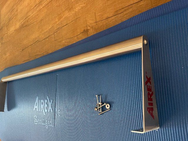 Supporti a parete: Airex Mattenhalter – Usato da Zuzwil SG venduto da esie01 1