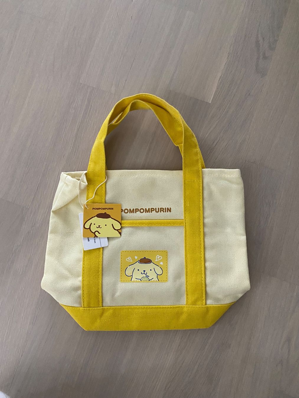 Sanrio Borse: Tasche mit Pompompurin von Sanrio – Usato da Rickenbach b. Wil venduto da gue_w5wf