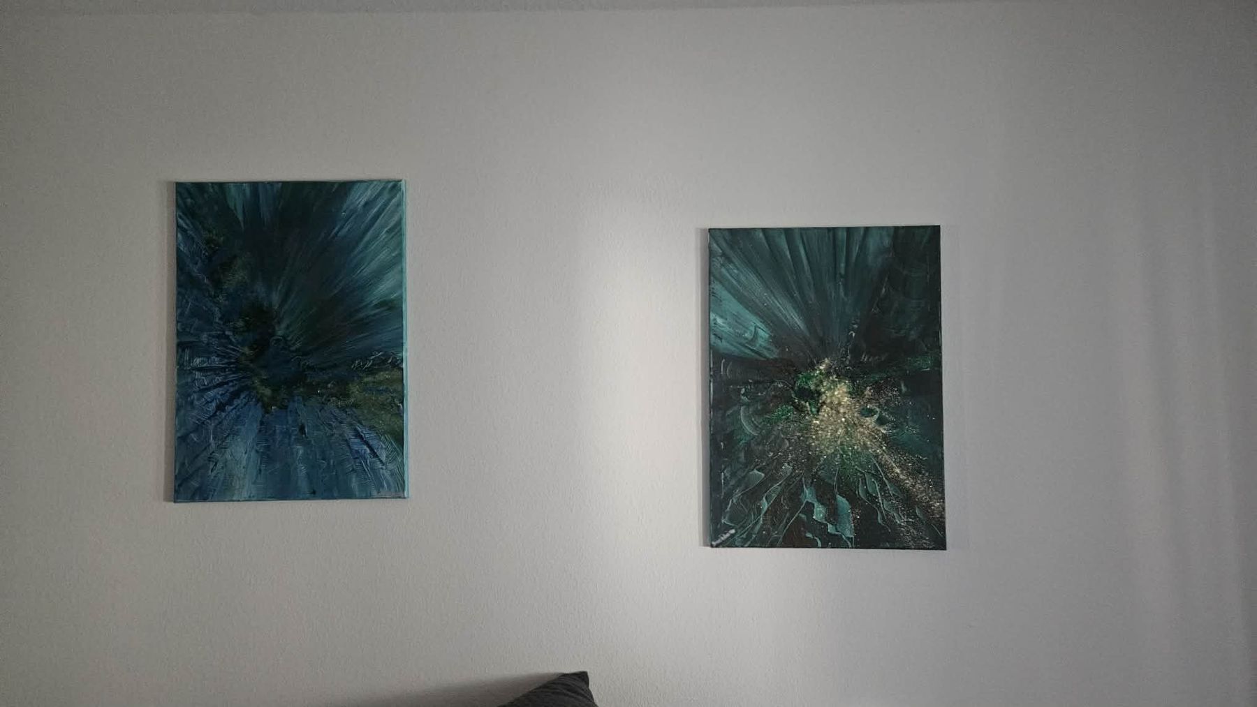 Poster & Bilder: 2 Bilder – Gebraucht aus Ettenhausen TG von Ejo535