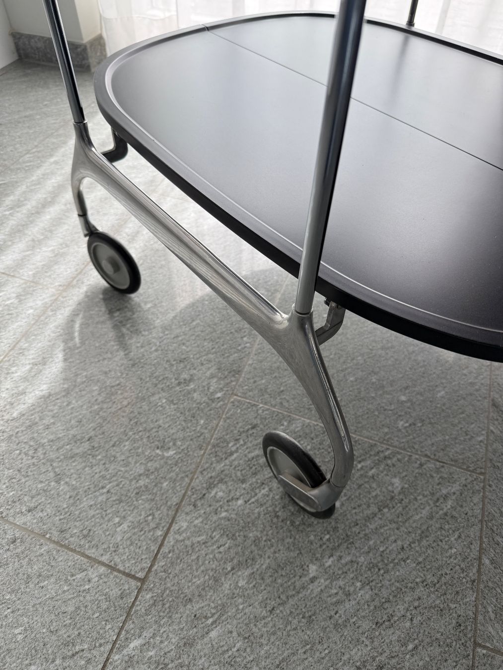 Kartell Carrelli di servizio: Servierwagen Gastone Kartell – Usato da Würenlos venduto da Giraffe016 2