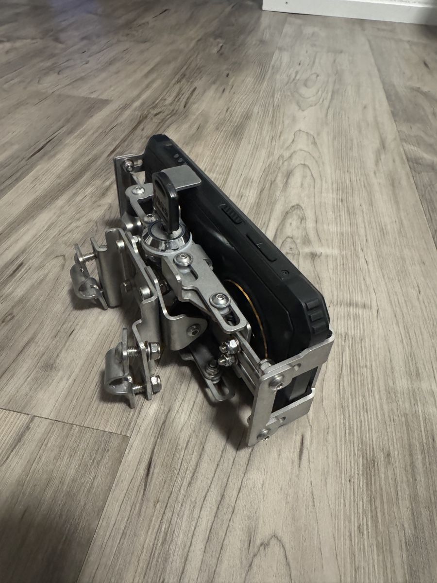 Staffe: Motorrad Handy Halterung The Holder 2.0 – Usato da Oberriet SG venduto da valentinmattle