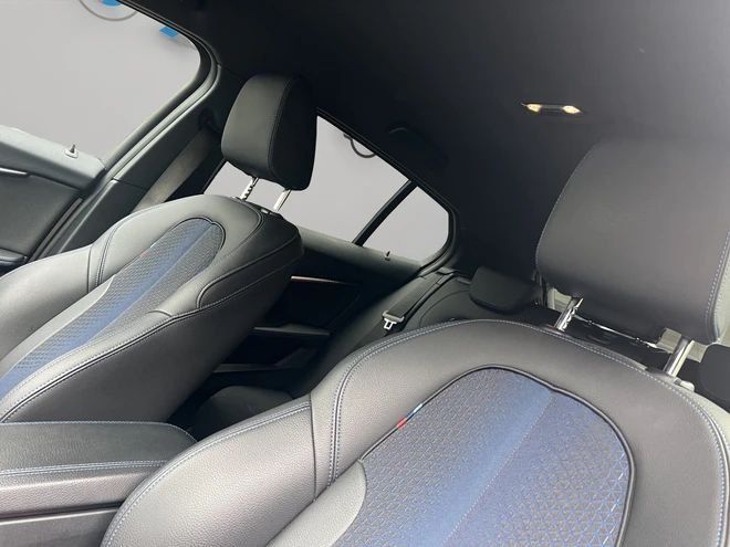 BMW Automobili: BMW M135i xDrive mit Garantie – Usato da Horw venduto da pythagurus 7