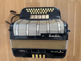 Hohner Norma II De Luxe Knopfakkordeon mit Tasche
