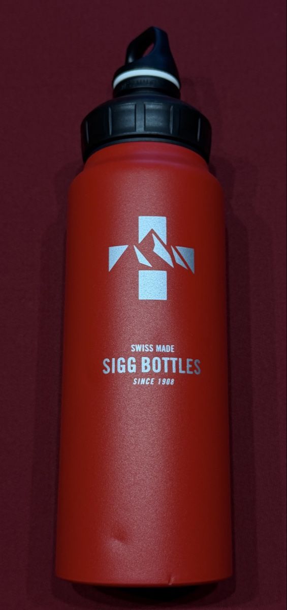 Sigg Trinkflaschen & Thermosflaschen: SIGG Flasche, Rot, 1 Liter – Gebraucht aus Bützberg von 5ilver5onic
