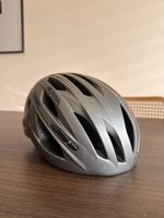Velohelm Alpina Gent Mips (51-56) Grau mit Ruecklicht & Inne