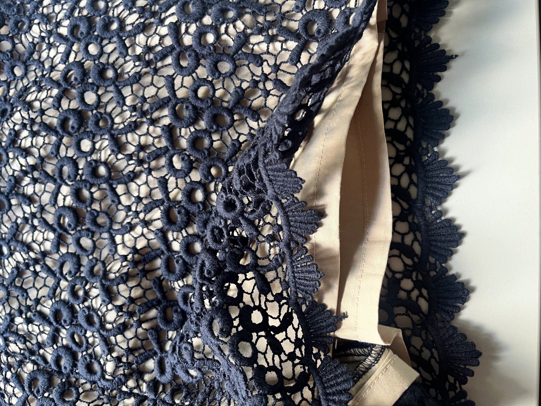 Gant Pantaloni: GANT Shorts mit Spitzen – Usato da Zürich venduto da Danielan0 4
