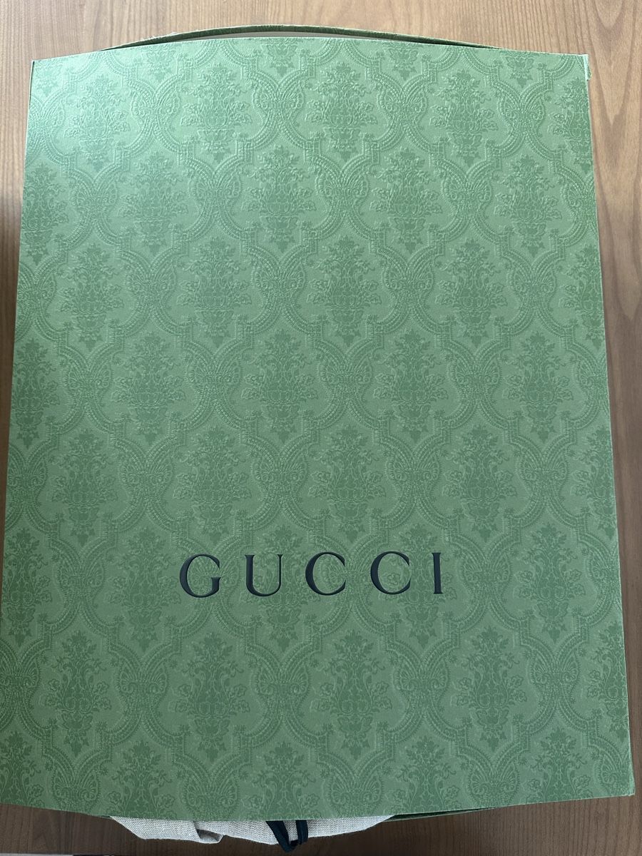 Gucci Zaini: Large Gg Supreme Canvas Backpack With Leather Accents – Usato da Walperswil venduto da 1pe_2rbz 6