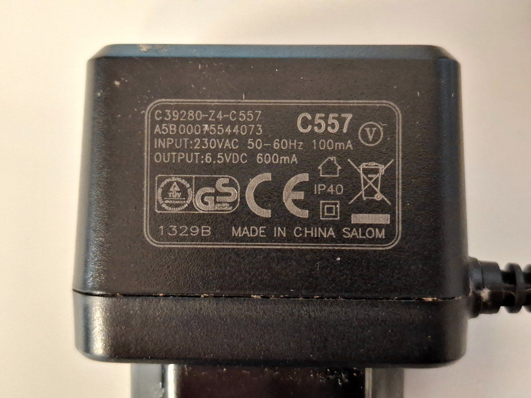 Unità & Adattatore: Gigaset Netzteil C39280-Z4-C557 – Usato da Wettingen venduto da Wendemarket