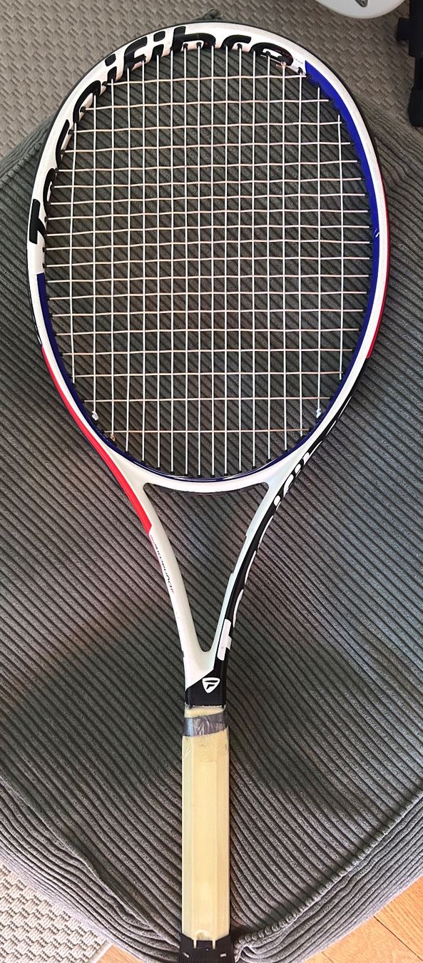 Tecnifibre Schläger: tecnifibre t-fight griff 3 – Gebraucht aus Meilen von Stefkil