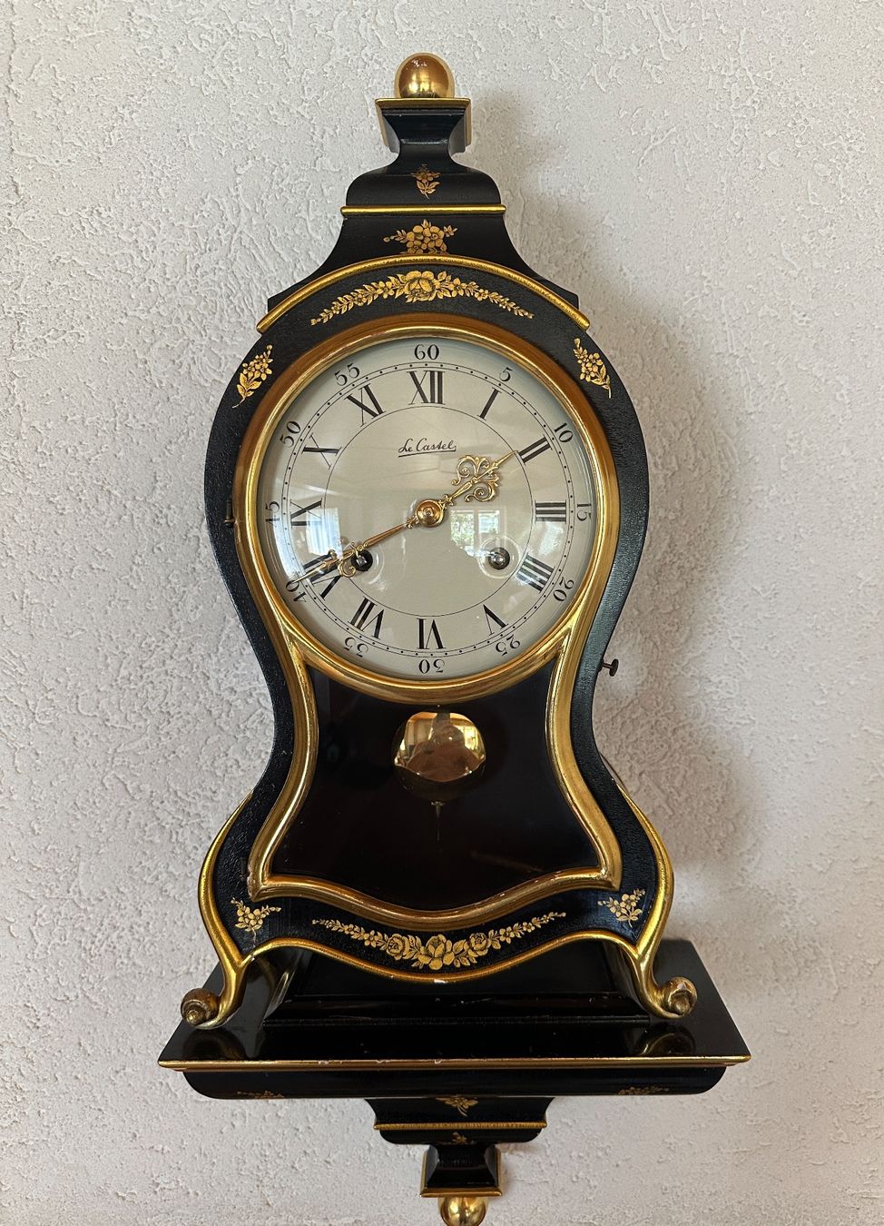 Orologi da terra & Orologi da parete: Neuenburger Pendule von Le Castel – Usato da Winterthur venduto da swiss_Typo
