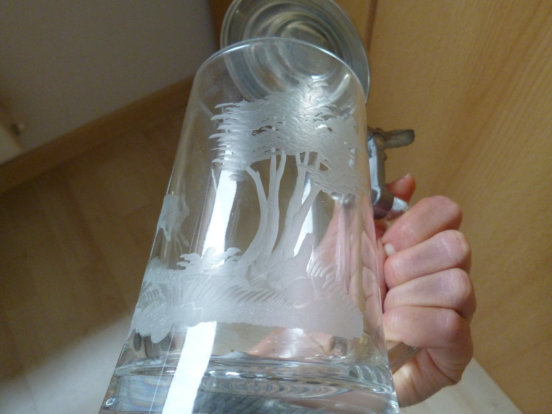 Bicchieri: Bierkrug mit Metall (oder zinn ?) Deckel – Usato da Dättlikon venduto da Mamakuga 2