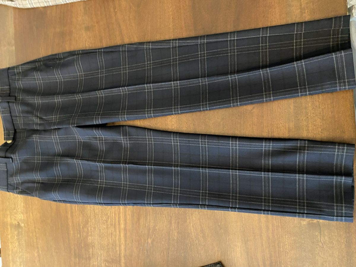Next Hosen: Next Hose Grösse 146, Karomuster Top Zustand – Neu (gemäss Beschreibung) aus Rüti ZH von zoli01 2